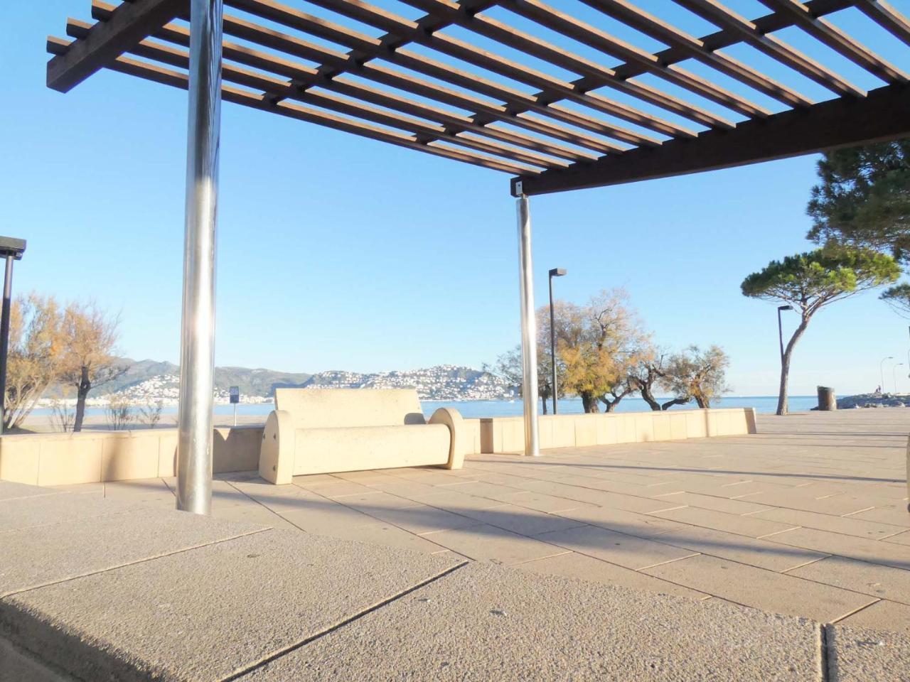 Mare Nostrum 132 Roses Exterior photo